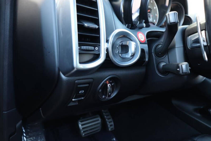 2018 Porsche Cayenne S