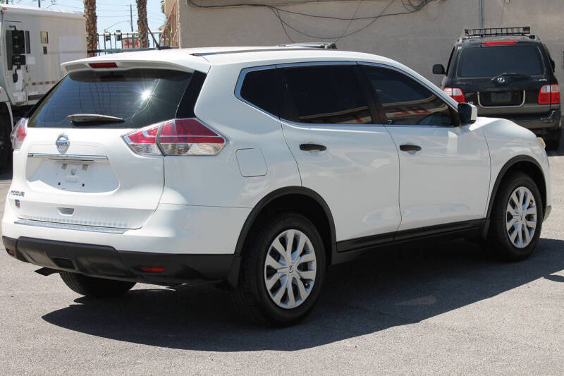 2016 Nissan Rogue S