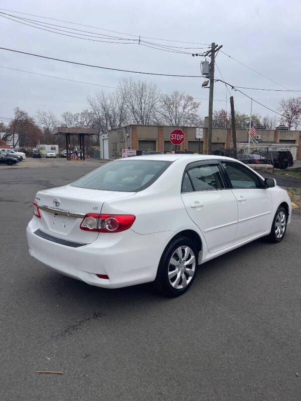 2013 Toyota Corolla LE
