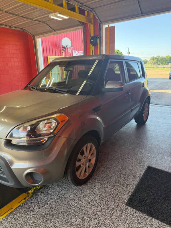 2012 Kia Soul +