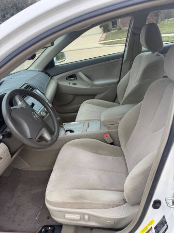 2011 Toyota Camry LE