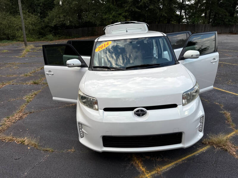 2014 Scion xB null photo 25