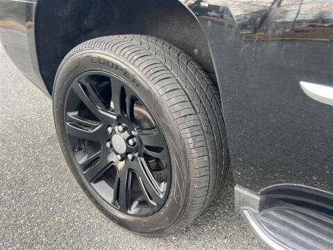 2017 Cadillac Escalade Luxury