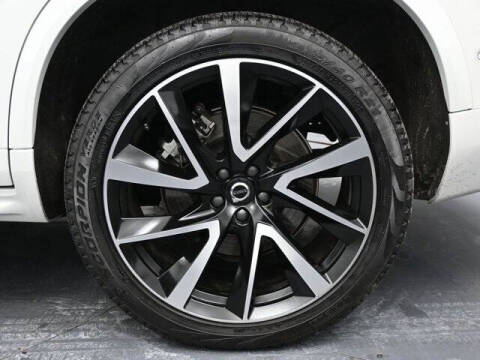 2024 Volvo XC90 B5 Plus Bright Theme