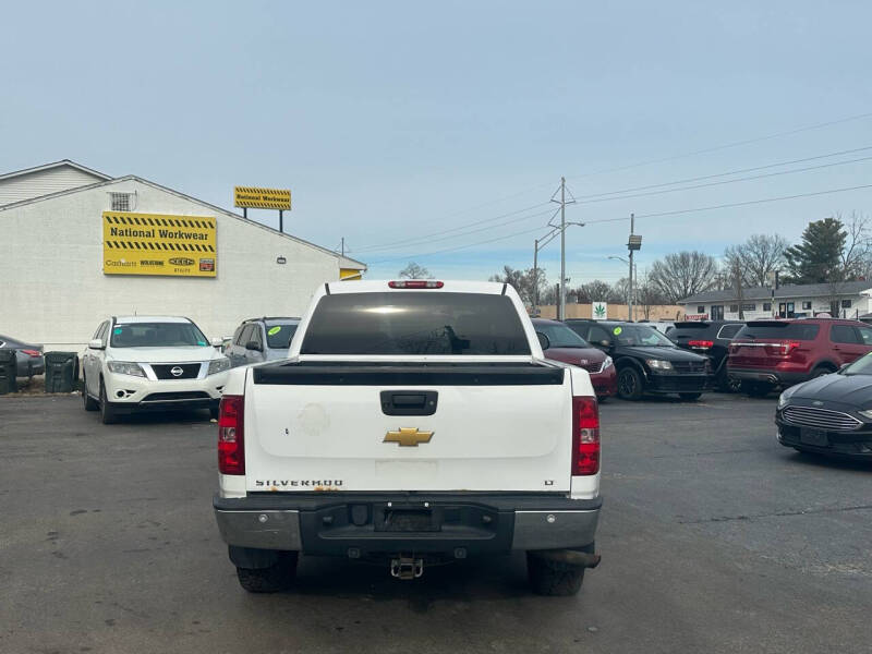 2013 Chevrolet Silverado 1500 LT photo 4