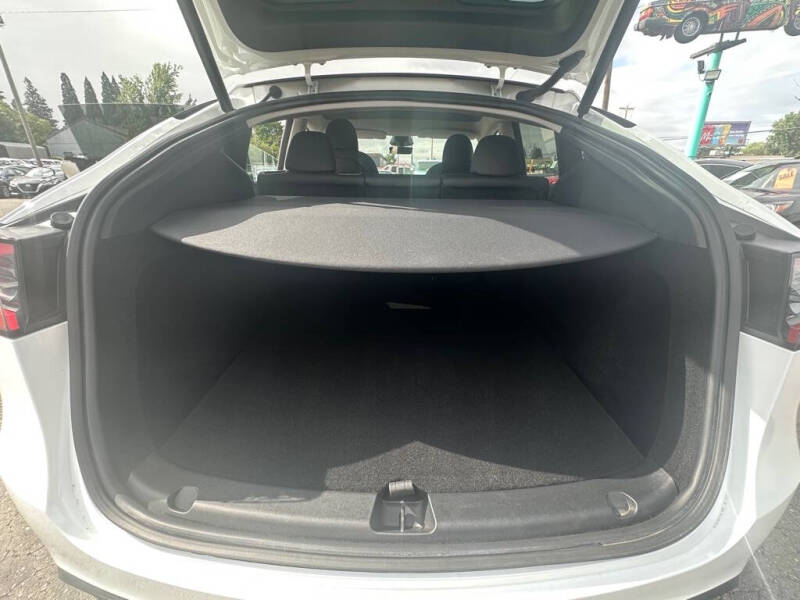 2024 Tesla Model Y Performance