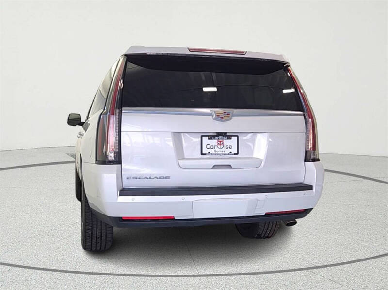 2017 Cadillac Escalade ESV Platinum