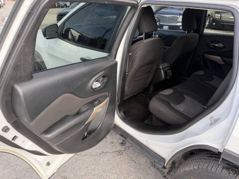 2017 Jeep Cherokee Sport Altitude