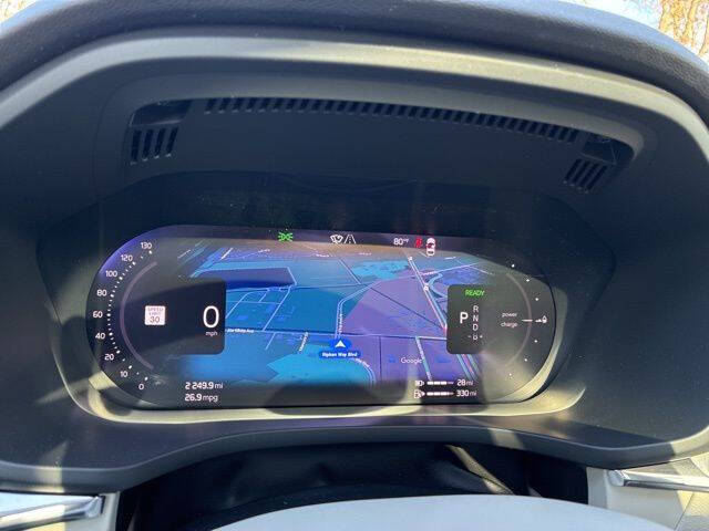 2025 Volvo XC60 T8 Plus Dark Theme