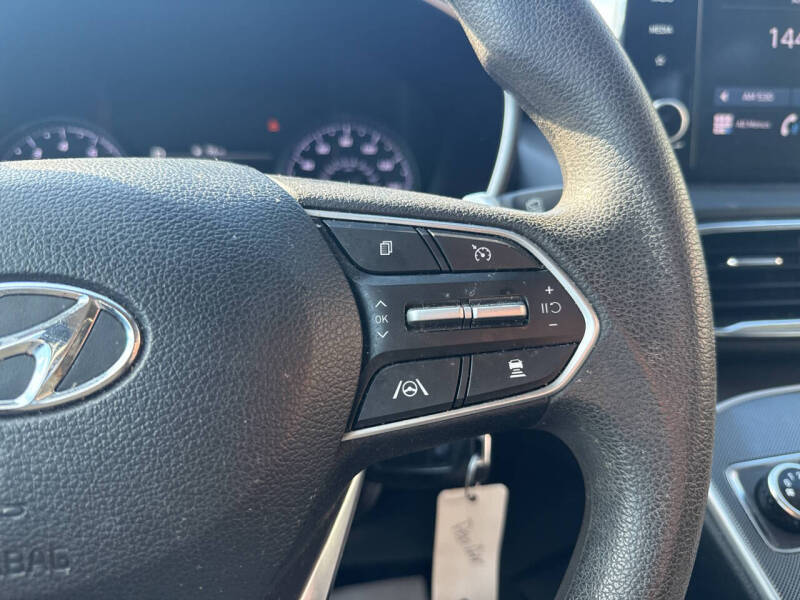 2023 Hyundai Santa Fe SE