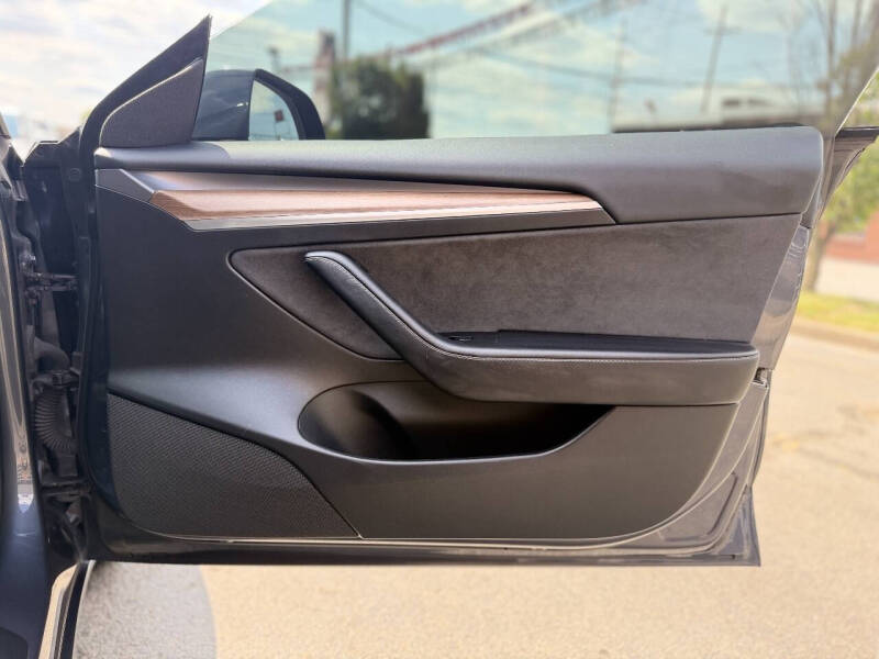 2023 Tesla Model 3 Performance