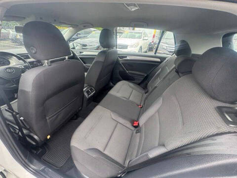 2016 Volkswagen Golf