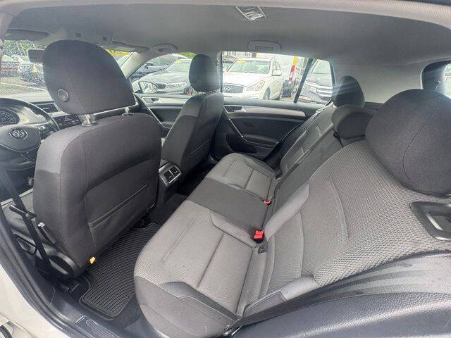 2016 Volkswagen Golf