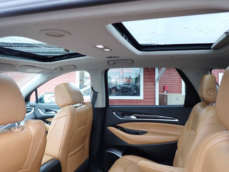 2018 Buick Enclave Essence