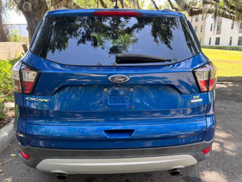 2018 Ford Escape SE