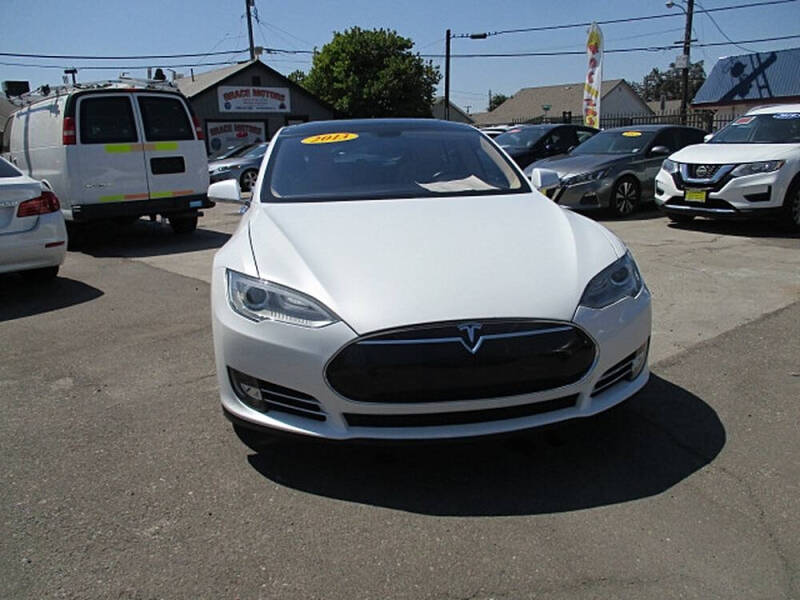 2013 Tesla Model S