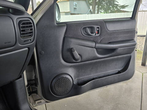 1998 Chevrolet S-10 LS