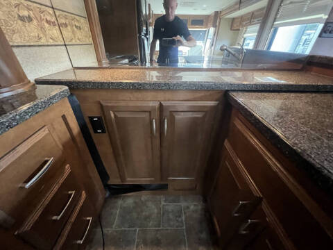 2013 Thor Motor Coach CHALLENGER 37GT