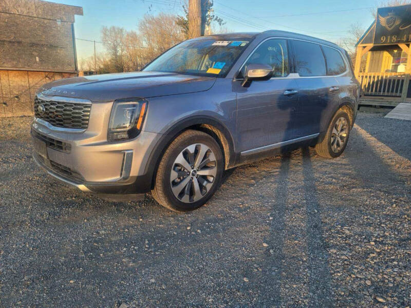 2020 Kia Telluride S's photo