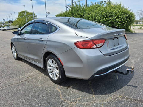 2016 Chrysler 200 Limited