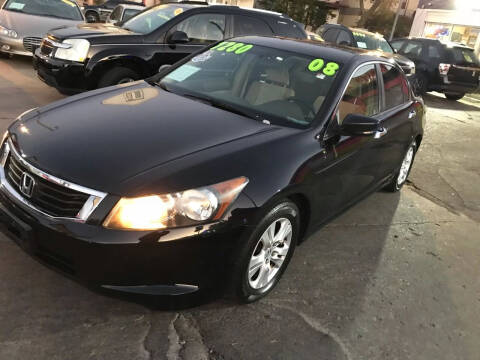 2008 Honda Accord for sale at DIAMOND AUTO SALES LLC in Milwaukee WI