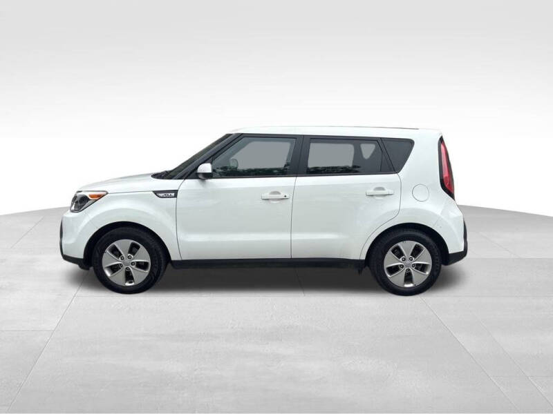 Used 2015 Kia Soul Base with VIN KNDJN2A27F7795887 for sale in Maysville, KY