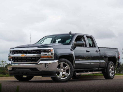 2017 Chevrolet Silverado 1500 SS Classic for sale at Haggle Me Classics in Hobart IN