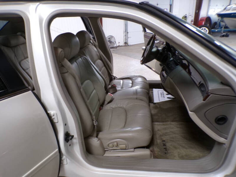 2003 Cadillac DeVille DHS