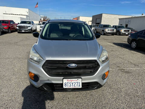 2017 Ford Escape S