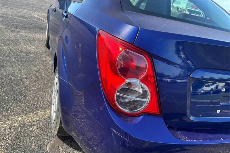 2013 Chevrolet Sonic LS Auto