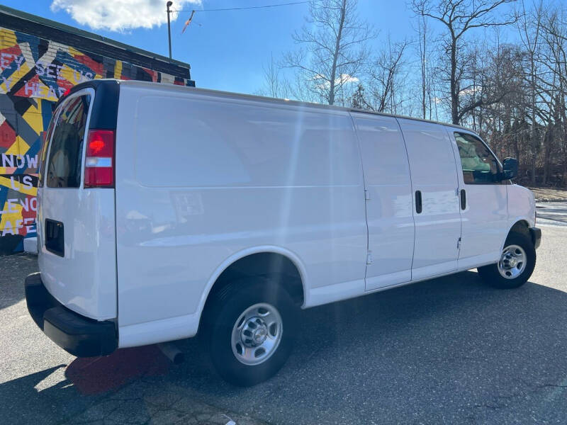 2021 Chevrolet Express 2500
