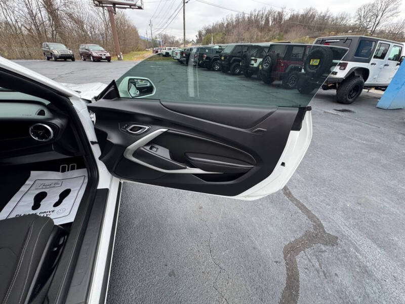 2017 Chevrolet Camaro LT