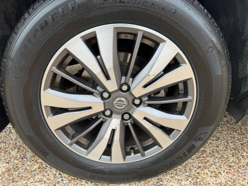 2020 Nissan Pathfinder S