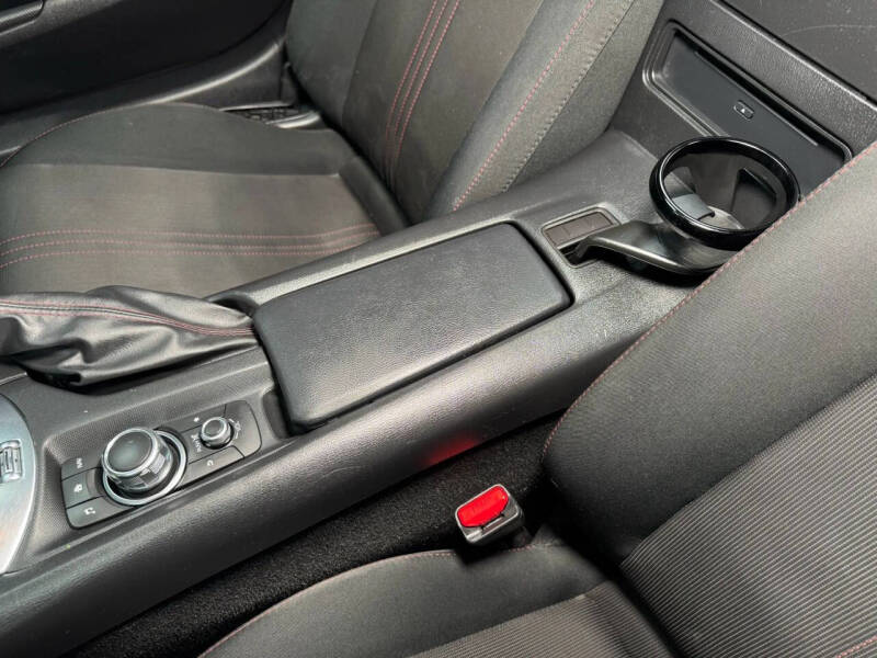 2016 Mazda MX-5 Miata Club