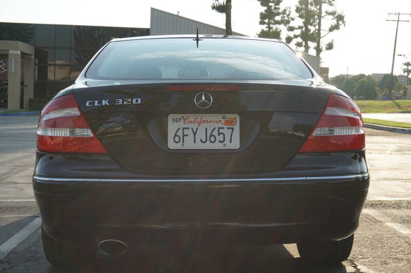 2005 Mercedes-Benz CLK CLK 320