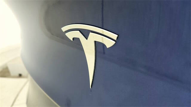 2025 Tesla Model Y Long Range