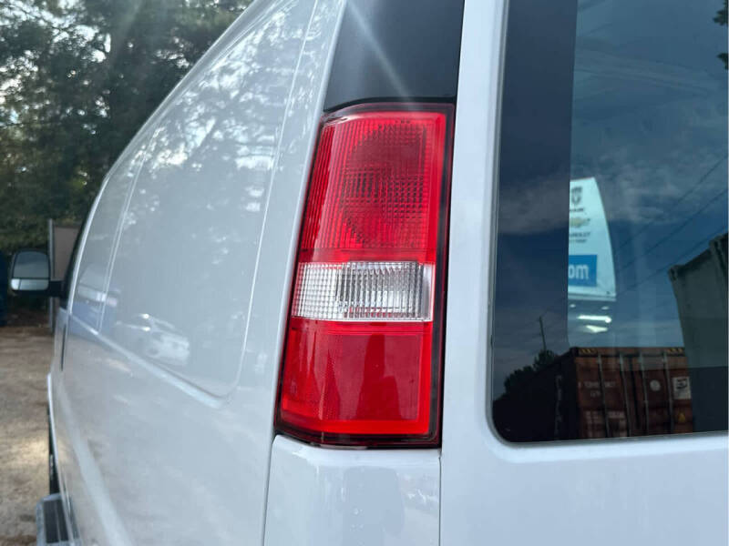 2024 GMC Savana 2500