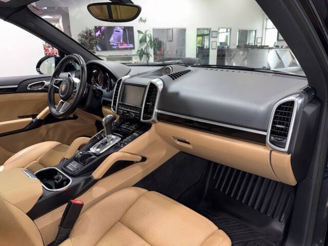 2016 Porsche Cayenne