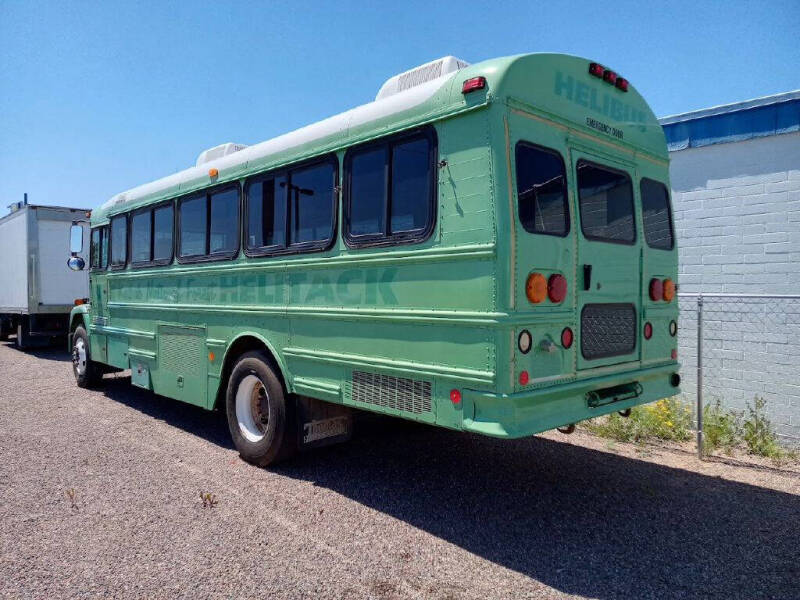 2006 Freightliner FS65 Chassis