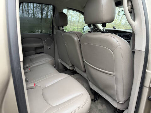 2004 Dodge Ram 1500 SLT