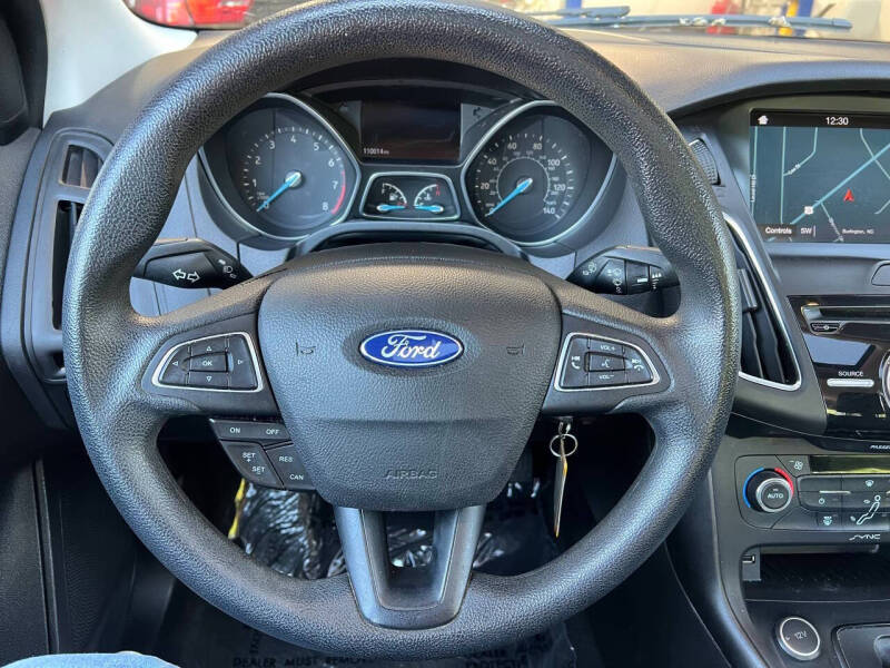 2017 Ford Focus SEL