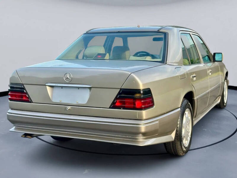 1994 Mercedes-Benz E-Class E 320