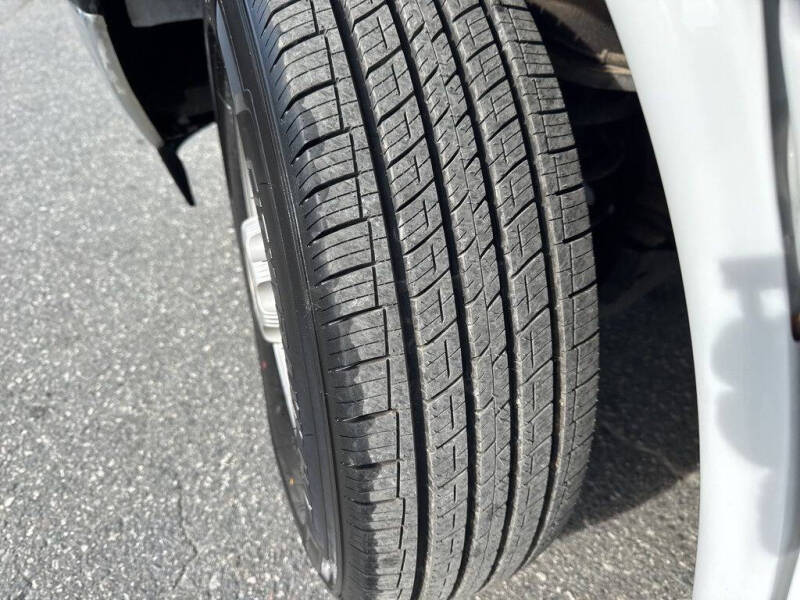 2023 Chevrolet Express 2500