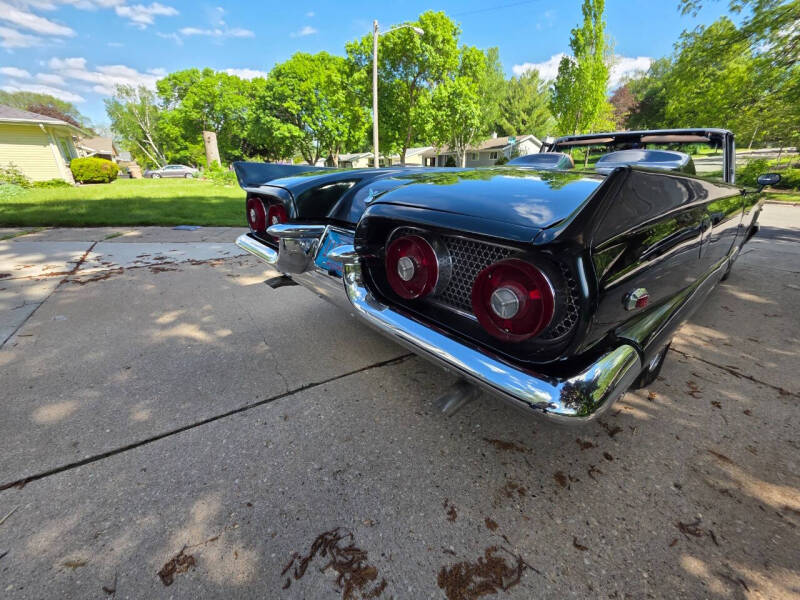1958 Ford Thunderbird