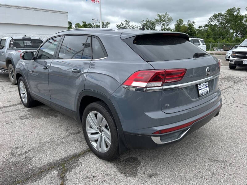 Used 2021 Volkswagen Atlas Cross Sport SE w/Tech with VIN 1V2WC2CA1MC210272 for sale in Claremore, OK