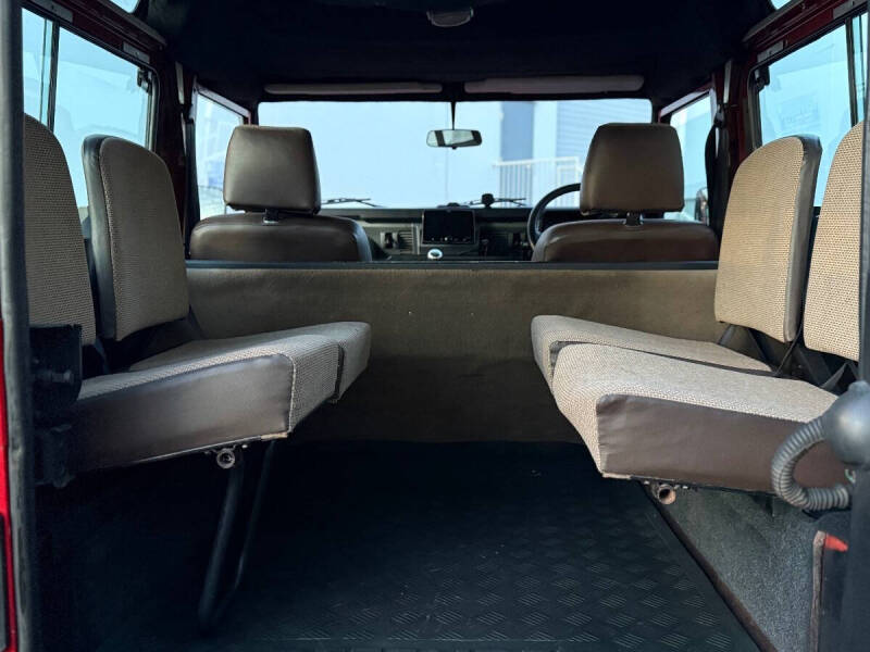 1987 Land Rover Defender