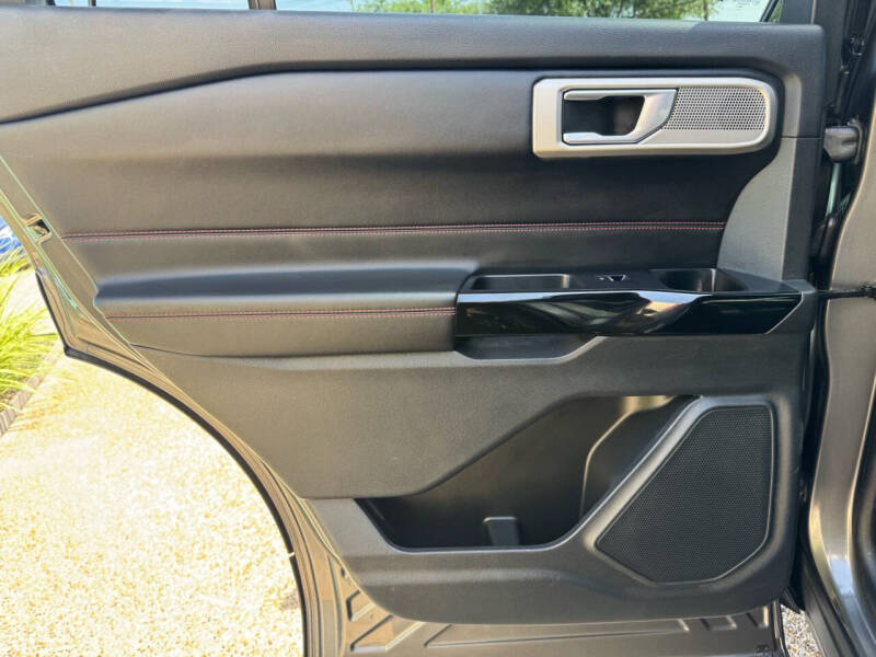 2023 Ford Explorer ST-Line