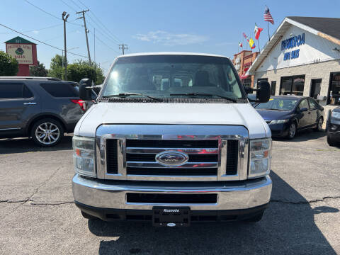 2013 Ford E-Series E-350 SD