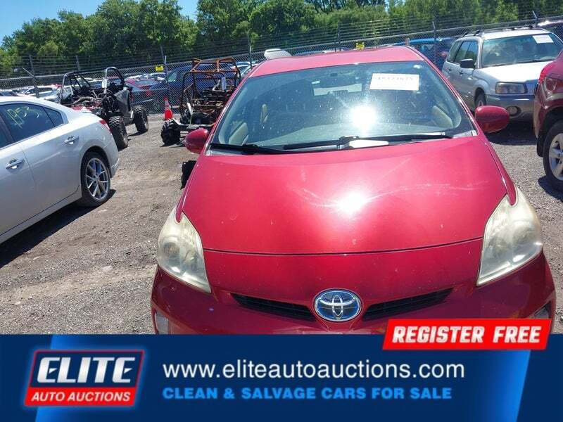 2013 Toyota Prius Two