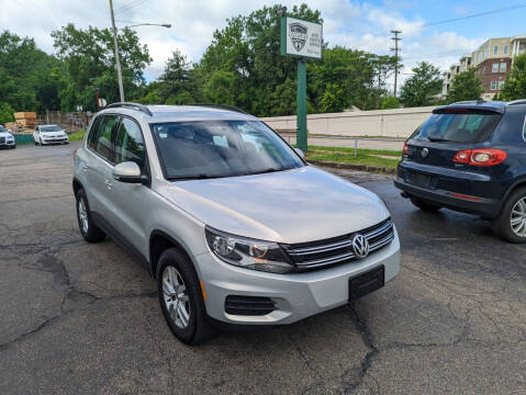 2015 Volkswagen Tiguan for sale at Edgewater Imports & More in Oakmont PA